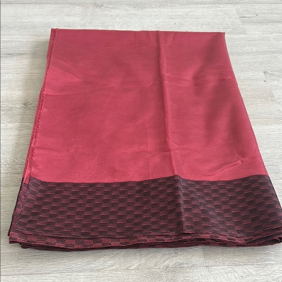Dark red/Maroon Checkered satin netted Fabric Saree traditional wear dress - Picture 1 of 3